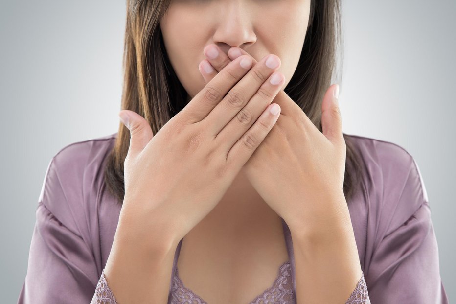 Fotografija: Slab zadah največkrat izvira iz ustne votline. FOTO: Thinkstock