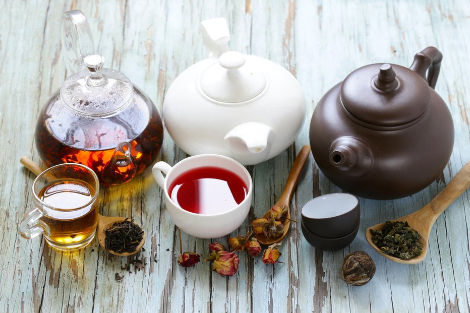 Fotografija: Čaji so dobrodošli v vsakem delu dneva. FOTO: Thinkstock