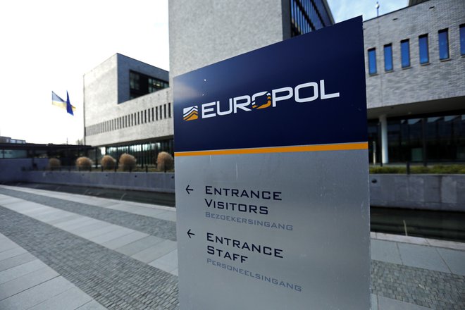 Europolova akcija naj bi bila doslej uspešna. FOTO: Reuters
