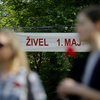 Slovenski politiki nagovorili sledilce za 1. maj, ne boste pa verjeli, kaj je objavil Jelinčič (VIDEO)